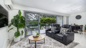 Modern Beachside Escape, Woorim